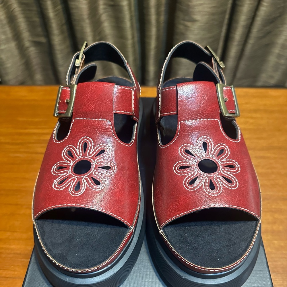 Chic Burgundy Women's Platform Sandals
